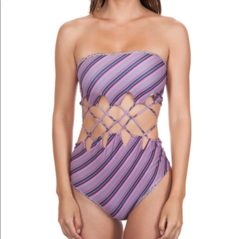 Acacia Mundaka one piece
